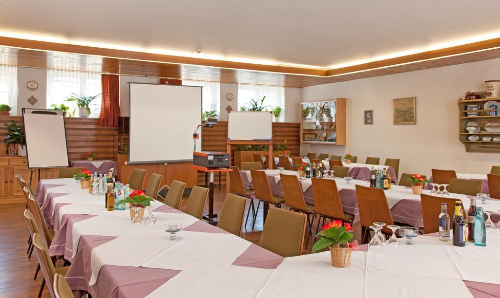 טיטיזי-נוישטאדט Hotel Jaegerhaus מראה חיצוני תמונה